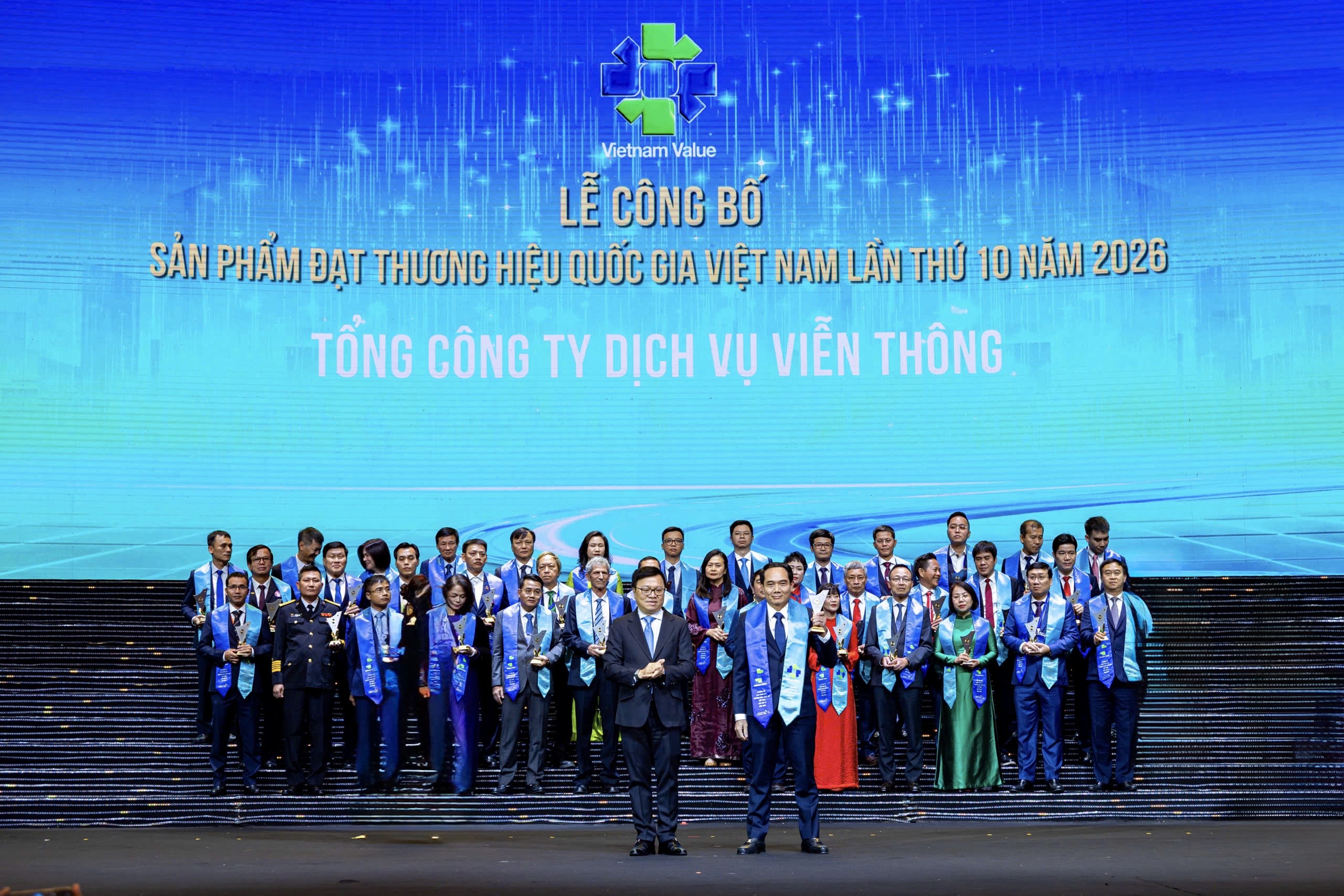 Business representatives honored at the Vietnam National Brand 2026 announcement ceremony in Hanoi
